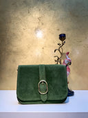 dorinne-suede-schoudertas-khaki-sweet-like-you-productfoto-vooraanzicht-3
