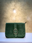 dorinne-suede-schoudertas-khaki-sweet-like-you-productfoto-vooraanzicht-4