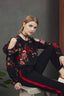 gebloemde-open-schouder-top-sofie-schnoor-model-zijaanzicht-1