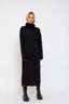cosy-col-maxi-jurk-zwart-geribbelde-stof-sweet-like-you-model-vooraanzicht-4