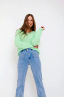 elena-jeans-broek-lichtblauw-sweet-like-you-model-vooraanzicht-2