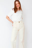 elena-jeans-broek-beige-sweet-like-you-model-vooraanzicht-1