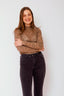 emma-flared-jeans-donkergrijs-sweet-like-you-model-vooraanzicht-1