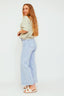 windy-jeans-lichtblauw-sweet-like-you-model-zijaanzicht-1