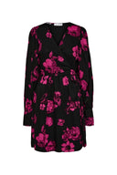 slfvaletta-jurk-zwart-selected-femme-productfoto-vooraanzicht-1