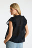 jayla-voile-top-navy-blauw-v-hals-mouwloos-model-achteraanzicht-1