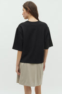 emrys-top-mbym-black-model-achteraanzicht-1