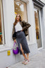 kyra-schoudertas-leer-paars-ritssluiting-sweet-like-you-model-vooraanzicht-1