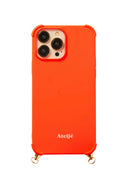 flexibel-gerecycled-iphone-hoesje-oranje-atelje-productfoto-vooraanzicht-5