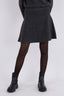 gebreide-gisa-mini-rok-neo-noir-donkergrijs-model-vooraanzicht-6