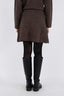 gebreide-gisa-mini-rok-neo-noir-donkerbruin-model-achteraanzicht-1
