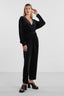 zwarte-fluwelen-jumpsuit-met-studs-met-riem-en-v-hals-yas-model-vooraanzicht-5