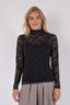 liza-laceflower-blouse-zwart-stretch-kant-col-lange-mouwen-neo-noir-model-vooraanzicht-4