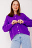 lauren-cardigan-gebreid-paars-knoopsluiting-ribversieringen-sweet-like-you-model-vooraanzicht-1