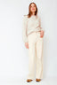 yasrosey-sweater-beige-hoge-hals-met-lange-mouwen-yas-model-vooraanzicht-1