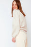yasrosey-sweater-beige-hoge-hals-met-lange-mouwen-yas-model-zijaanzicht-1