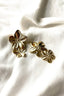 gouden-anemone-oorbellen-5cm-sweet-lik-you-productfoto-vooraanzicht-3