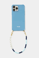 something-blue-iphone-hoesje-blauw-atelje-productfoto-vooraanzicht-3