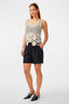 yasnola-knit-top-beige-mouwloos-yas-model-vooraanzicht-1