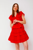 kenia-minirok-franjes-neo-noir-rood-model-vooraanzicht-2