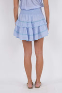 kenia-minirok-franjes-neo-noir-lichtblauw-model-achteraanzicht-2