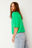 charline-sweater-korte-mouwen-groen-sweet-like-you-model-zijaanzicht-1