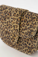 maan-suede-schoudertas-luipaard-sweet-like-you-productfoto-vooraanzicht-2