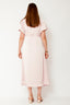 illana-satijnen-maxi-jurk-roze-pofmouw-v-hals-neo-noir-model-achteraanzicht-1