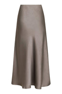 bovary-satijnen-midi-rok-warm-grey-donkergrijs-neo-noir-modelfoto-achteraanzicht-1