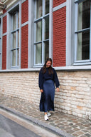 vicky-satijnen-rok-midnight-blue-donkerblauw-lookfoto-vooraanzicht-4