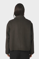 hamra-wollen-korte-mantel-jas-army-donkergroen-neo-noir-productfoto-achteraanzicht-1