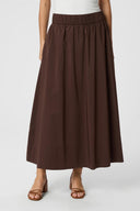 yara-maxi-poplin-rok-dark-brown-neo-noir-modelfoto-detail-1