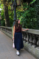 yara-maxi-poplin-rok-navy-neo-noir-modelfoto-vooraanzicht-6