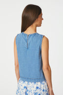 svetlana-denim-jeans-top-lichtblauw-neo-noir-modelfoto-achteraanzicht-1