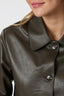 romana-nepleren-jas-brown-neo-noir-model-close-up-1