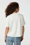 malin-solid-t-shirt-white-neo-noir-modelfoto-achteraanzicht-1