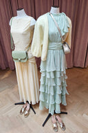 marli-solid-effen-chiffon-maxi-jurk-lichtgroen-neo-noir-etalagefoto-vooraanzicht-1