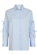 selini-multi-gestreepte-hemd-blouse-light-blue-neo-noir-productfoto-vooraanzicht-1