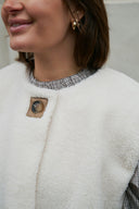 Anjanna Mouwloos Teddy Vest | Neo Noir