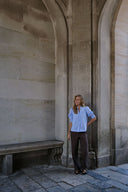 diana-gestreepte-blouse-light-blue-korte-mouwen-neo-noir-model-vooraanzicht-5