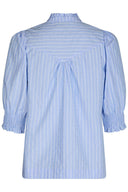 diana-gestreepte-blouse-light-blue-korte-mouwen-neo-noir-productfoto-achteraanzicht-1