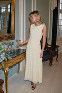 cludine-maxi-mesh-jurk-light-yellow-neo-noir-modelfoto-vooraanzicht-1