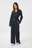simmi-wikkel-blouse-navy-neo-noir-model-vooraanzicht-2
