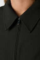bertha-structure-blouse-zwart-neo-noir-modelfoto-detail-1