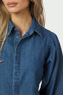 wandana-denim-blouse-blue-neo-noir-modelfoto-detail-1