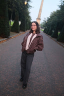 callisa-polka-dot-jas-brown-bruin-neo-noir-lookfoto-vooraanzicht-7