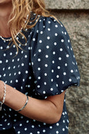anela-polka-dot-blouse-navy-donkerblauw-neo-noir-productfoto-close-up-1