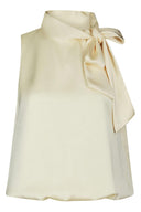 veda-satijnen-halter-top-light-yellow-neo-noir-productfoto-vooraanzicht-1