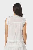 celia-ruffle-blouse-white-neo-noir-modelfoto-achteraanzicht-1