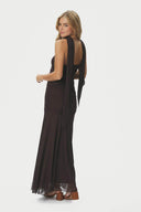 misi-mesh-jurk-brown-neo-noir-modelfoto-zijaanzicht-2